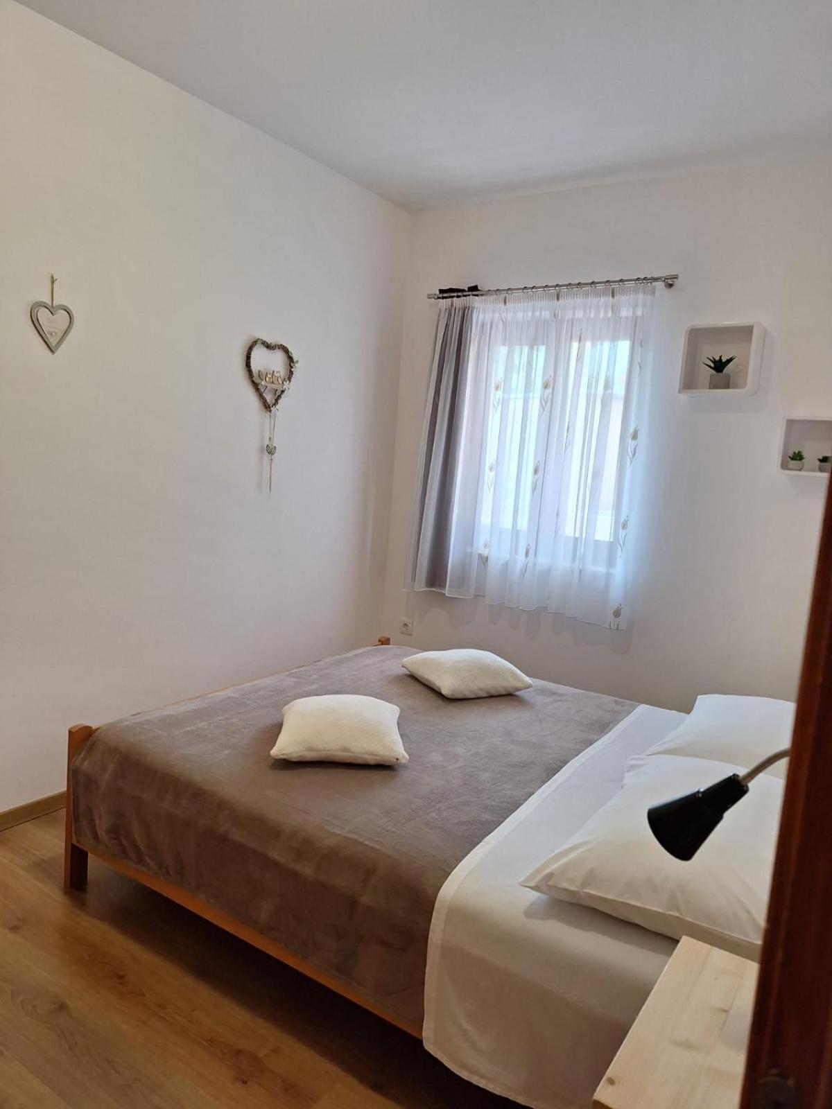 Apartman Paola Apartment Malinska Ngoại thất bức ảnh